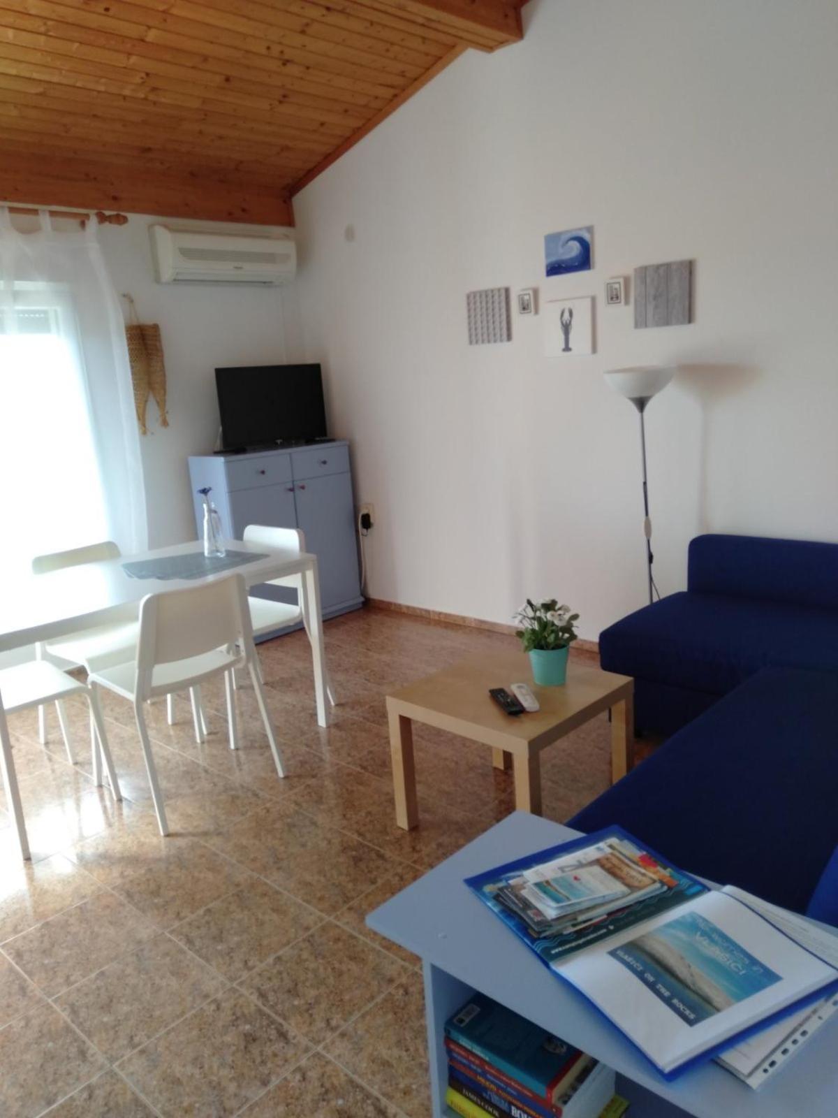 Little Heaven On Earth - Apartmani Martina Vlašići المظهر الخارجي الصورة