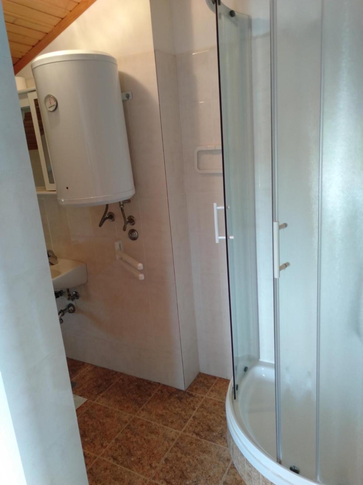 Little Heaven On Earth - Apartmani Martina Vlašići المظهر الخارجي الصورة